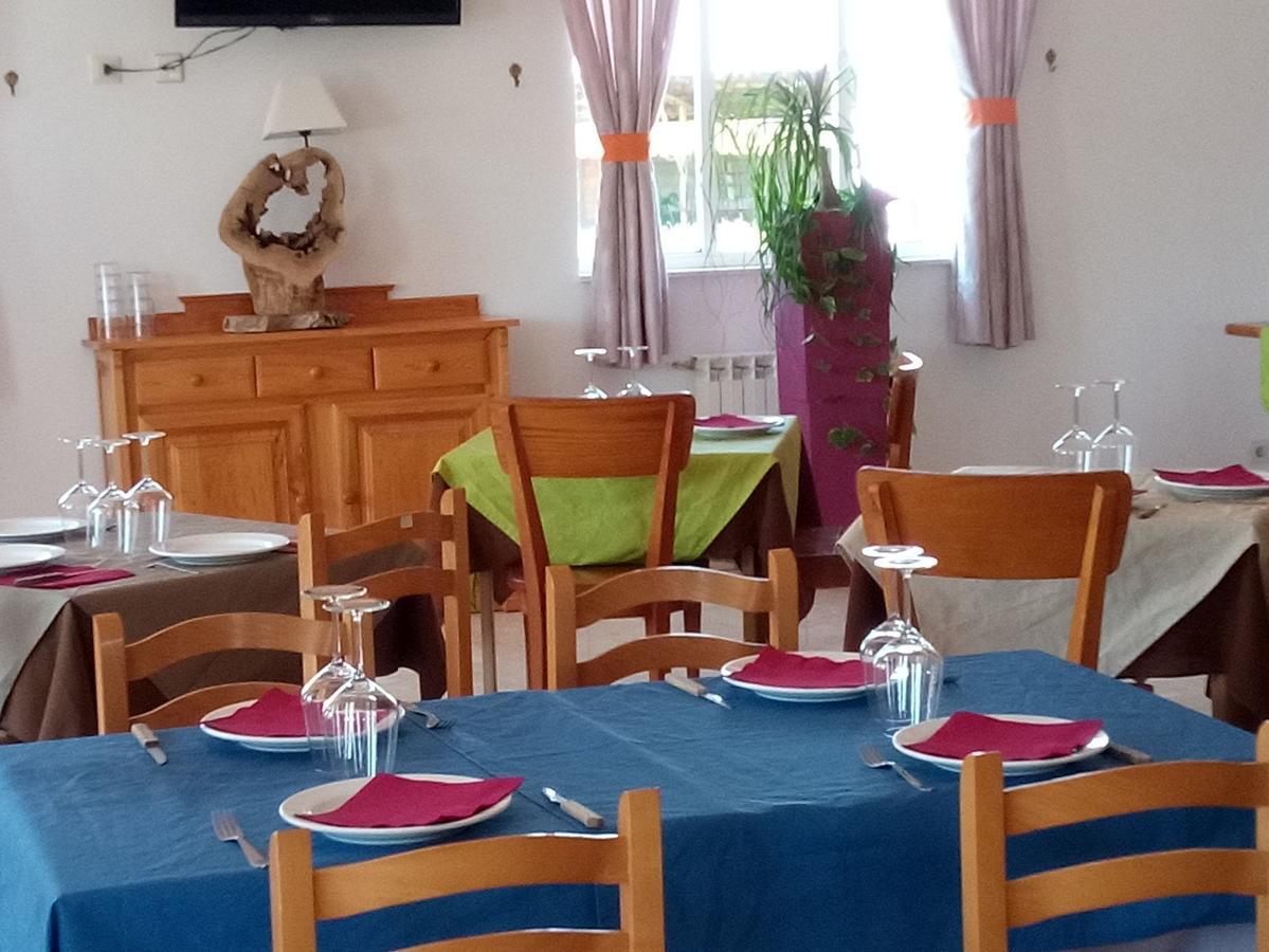 Hostal El Tropezon Matallana de Valmadrigal Zewnętrze zdjęcie