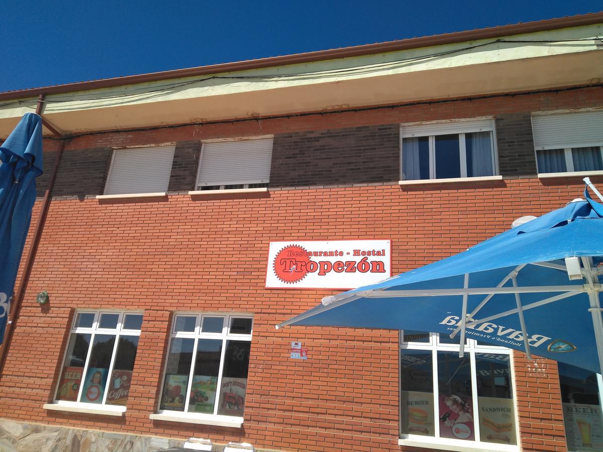 Hostal El Tropezon Matallana de Valmadrigal Zewnętrze zdjęcie
