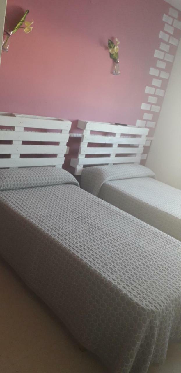 Hostal El Tropezon Matallana de Valmadrigal Zewnętrze zdjęcie