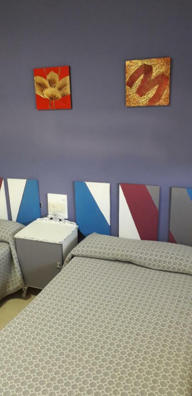 Hostal El Tropezon Matallana de Valmadrigal Zewnętrze zdjęcie