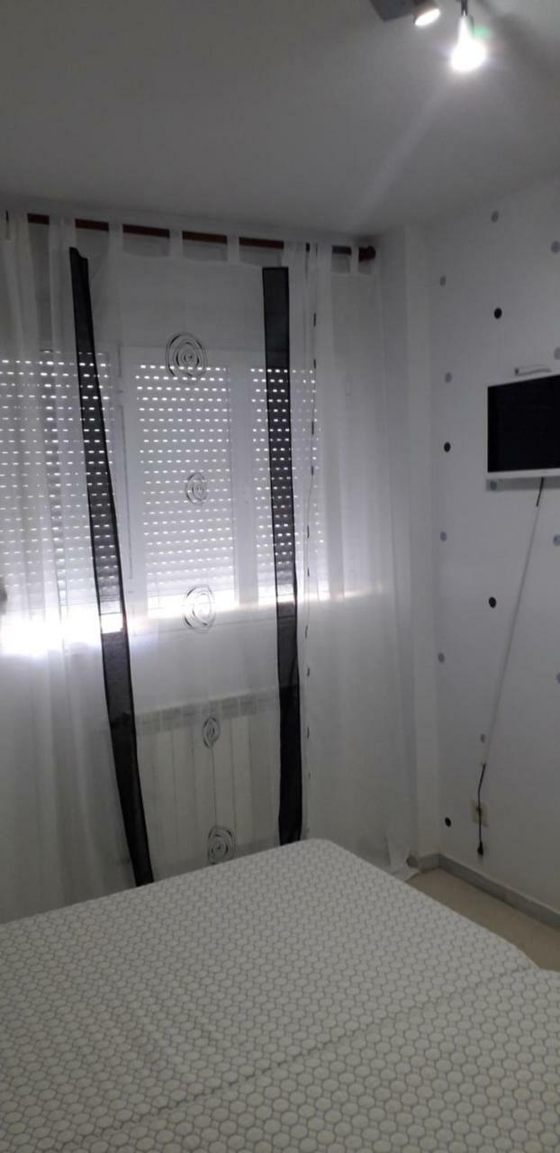 Hostal El Tropezon Matallana de Valmadrigal Zewnętrze zdjęcie