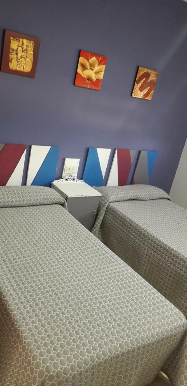Hostal El Tropezon Matallana de Valmadrigal Zewnętrze zdjęcie